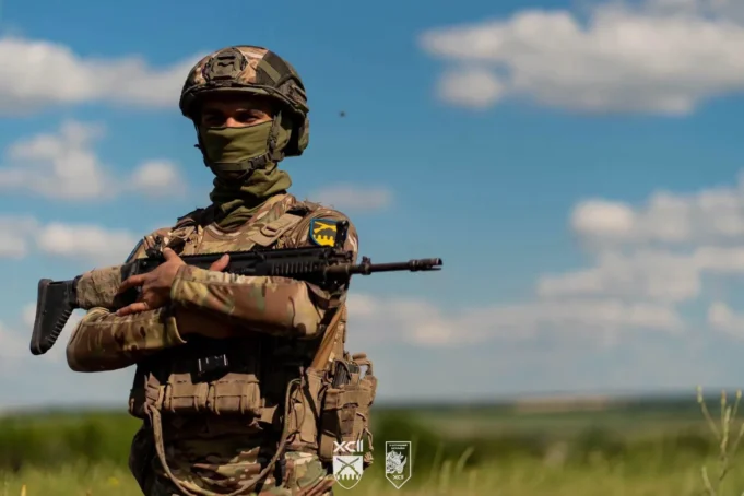 258 бойових зіткнень на фронті: активність на Покровському та Костянтинівському напрямках На-фронті-відбулося-258-бойових-зіткнень,-найгарячішими-залишаються-Покровський-і-Костянтинівський-напрямки-–-Генштаб