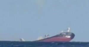 Біля Одеси потонув суховантаж з кукурудзою, атакований росіянами, – соцмережі Біля-Одеси-потонув-суховантаж-з-кукурудзою,-атакований-росіянами,-–-соцмережі