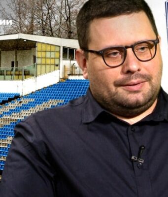 Олег Комуняр: від ультрас «Таврії» до віцепрезидента Асоціації футболу Криму Крим,-футбол-і-війна:-як-ультрас-«Таврії»-стали-на-бік-України