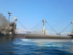 Відео: в Одеській затоці перекинувся і тоне турецький суховантаж, атакований рф Відео: в Одеській затоці перекинувся і тоне турецький суховантаж, атакований рф
