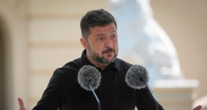 Зеленський пояснив, хто насправді стоїть за далекобійними ударами по Росії Зеленський-пояснив,-хто-насправді-стоїть-за-далекобійними-ударами-по-Росії