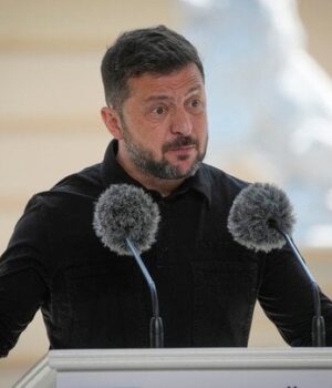 Зеленський-пояснив,-хто-насправді-стоїть-за-далекобійними-ударами-по-Росії