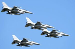 Дрони Росії все частіше прориваються до країни НАТО: F-16 довелося відкривати вогонь Дрони-Росії-все-частіше-прориваються-до країни-НАТО:-f-16-довелося-відкривати-вогонь