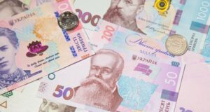 Додаткові гроші до пенсії: хто в Україні може отримувати майже 1300 грн щомісяця Додаткові-гроші-до пенсії:-хто-в Україні-може-отримувати-майже-1300 грн-щомісяця