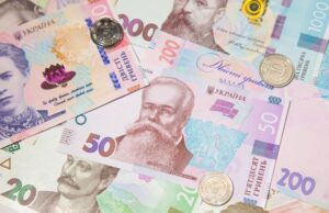 Додаткові гроші до пенсії: хто в Україні може отримувати майже 1300 грн щомісяця Додаткові-гроші-до пенсії:-хто-в Україні-може-отримувати-майже-1300 грн-щомісяця