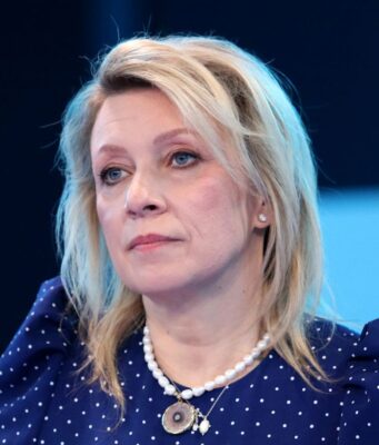 Росія готова обговорювати нові пропозиції щодо війни в Україні, але з умовами для Вашингтона У РФ кажуть, що готові обговорювати “ідеї” щодо миру в Україні, але є умова для...