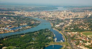 Замість пляжів і моря – села і Дунай: європейська країна переживає справжній туристичний бум Замість-пляжів-і-моря-–-села-і-Дунай:-європейська-країна-переживає-справжній-туристичний-бум