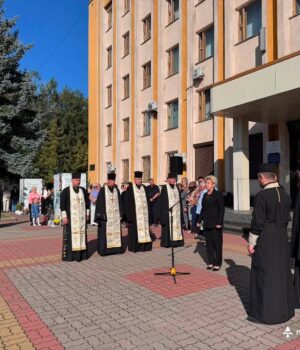 У-Нововолинську-годиною-памʼяті-вшанували-загиблих-у-російському-полоні-українців