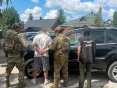 На Буковині затримали чоловіка, який за $5 тисяч обіцяв переправити ухилянта до Румунії На Буковині затримали чоловіка, який за $5 тисяч обіцяв переправити ухилянта до Румунії