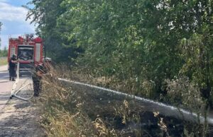 Російський удар по рятувальниках у Запорізькій області: четверо постраждалих Росіяни атакували рятувальників під час гасіння пожежі на Запоріжжі, є постраждалі