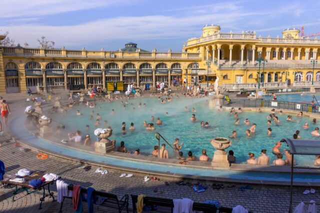 Не лише мінеральна ванна: яку ще користь приховують термальні води Не-лише-мінеральна-ванна:-яку-ще-користь-приховують-термальні-води