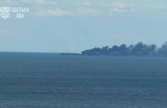 Росія втретє атакувала те саме цивільне судно в Чорному морі: що відомо Росія-втретє-атакувала-те саме-цивільне-судно-в Чорному-морі:-що відомо
