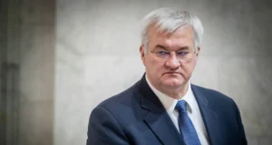 Сибіга звернувся до Ірану для уникнення ескалації конфлікту з Україною Наша-мета-—-уникнути-непотрібної-ескалації:-Сибіга-зателефонував-главі-МЗС-Ірану-на-тлі-погроз-атакувати.