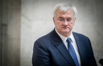 Сибіга звернувся до Ірану для уникнення ескалації конфлікту з Україною Наша-мета-—-уникнути-непотрібної-ескалації:-Сибіга-зателефонував-главі-МЗС-Ірану-на-тлі-погроз-атакувати.