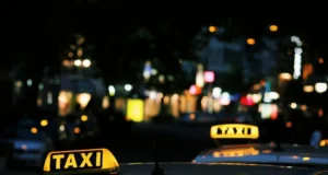 Понад 90% таксистів в Україні працюють нелегально Понад 90% таксистів в Україні працюють нелегально