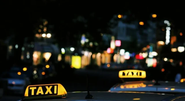 Понад 90% таксистів в Україні працюють нелегально Понад 90% таксистів в Україні працюють нелегально