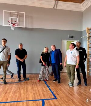 У-Нововолинському-ліцеї-№1-завершують-ремонт-спортзалу-та-покрівлі