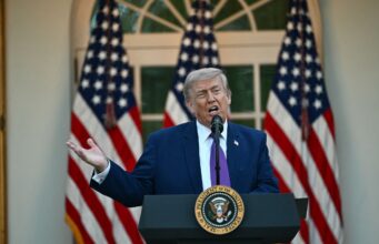 Трамп закликав до завершення війни між Україною та Росією Трамп: я хотів би, щоб Зеленський закінчив війну