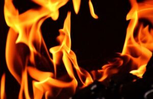 Росія атакує Київ балістикою: у двох районах спалахнули пожежі Росія-атакує-Київ-балістикою:-у-двох-районах-спалахнули-пожежі