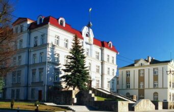 Восьмеро військовослужбовців стали почесними громадянами Луцька: пʼятеро з них — посмертно Восьмеро-військовослужбовців-стали-почесними-громадянами-Луцька:-пʼятеро-з-них-—-посмертно