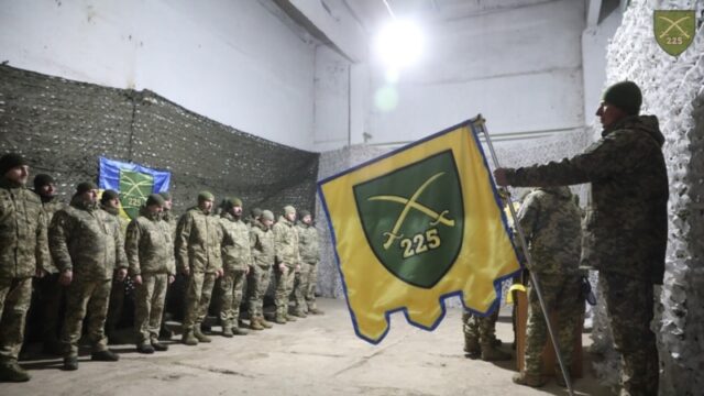 Скандал у штурмових полках: Командири та звинувачення у насильстві «Загороджувальні-загони»-у-225-му-ОШП?-Скандал-у-ще-одному-«полку-Сирського»