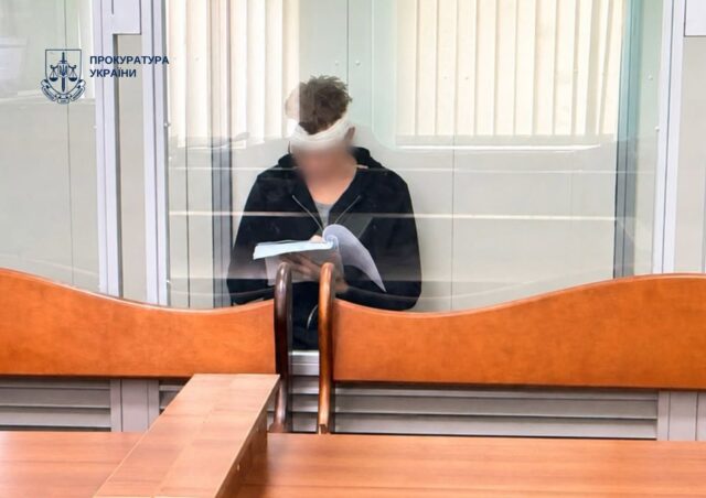 Киянина, який завдав лікарці ВЛК 17 ударів ножем, взяли під варту без права застави Киянина,-який-завдав-лікарці-ВЛК-17-ударів-ножем,-взяли-під-варту-без-права-застави