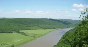 Україна та Молдова домовилися про обмеження скиду води з Дністровського водосховища Україна-та-Молдова-домовилися-про-обмеження-скиду-води-з-Дністровського-водосховища-через-посуху
