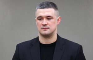 Протест у Києві: Хода за діалог і реформи в оборонній сфері після звільнення Михайла Федорова «Я-наступив-на-інтереси-багатьох-людей-і-компаній»-Як-в-Україні-реагують-на-інтерв’ю-Михайла.