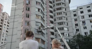 Атака Росії на Київ: загинули 9 осіб, 28 постраждали Кількість-постраждалих-від-атаки-рф-на-Київ-зросла-до-28,-9-загиблих