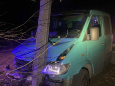 На Волині п’яний 14-річний хлопець на чужому бусі вночі влетів у стовп. Рішення суду На-Волині-п’яний-14-річний-хлопець-на-чужому-бусі-вночі-влетів-у-стовп.-Рішення-суду