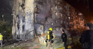 Масована атака на Київ: російські ракети вдарили по столиці в ніч на 1 серпня Приліт балістики у Києві потрапив на бодікамеру поліцейських (відео)