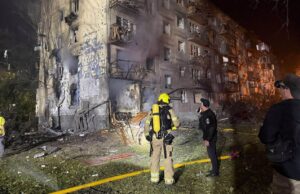 Масована атака на Київ: російські ракети вдарили по столиці в ніч на 1 серпня Приліт балістики у Києві потрапив на бодікамеру поліцейських (відео)