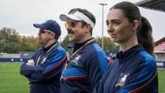 Нові серіали серпня: від «Тед Лассо» до «Країни бою» 10-найкращих-серіалів-серпня:-що-подивитися