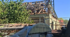 Авіаудар по Херсону: одна загибла та 19 поранених Ворог-завдав-авіаудару-по-Херсону-–-одна-людина-загинула,-десятки-поранені