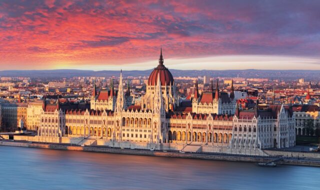 В столиці Угорщини сповільнюють рух метро і трамваїв: яка причина В-столиці-Угорщини-сповільнюють-рух-метро-і-трамваїв:-яка-причина