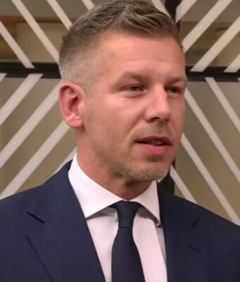 “Попереду найкритичніші п’ять днів”: Мадяр звернувся до жителів Угорщини з попередженням “Попереду-найкритичніші-п’ять-днів”:-Мадяр-звернувся-до-жителів-Угорщини-з-попередженням