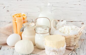 У цьому сирі багато білка й мало калорій: він коштує зовсім недорого У-цьому-сирі-багато-білка-й-мало-калорій:-він-коштує-зовсім-недорого