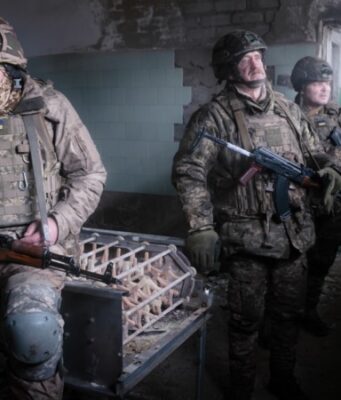 Держдума Росії ухвалила закон, що дозволяє новим категоріям ув’язнених брати участь у війні проти України «Шторм»-проти-«Шквалу»:-ув’язнені-на-війні-Росії-проти-України