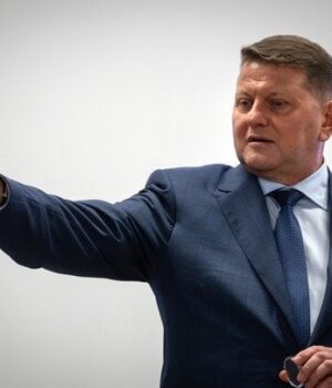 «Не вірте-казкам»:-Залужний-заявив,-що Україна-ніколи-не буде-в НАТО