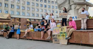 В Україні 19-й день поспіль проходять мітинги на підтримку повернення Федорова В Україні 19-й день поспіль проходять мітинги на підтримку повернення Федорова