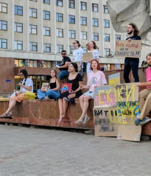 В Україні 19-й день поспіль проходять мітинги на підтримку повернення Федорова
