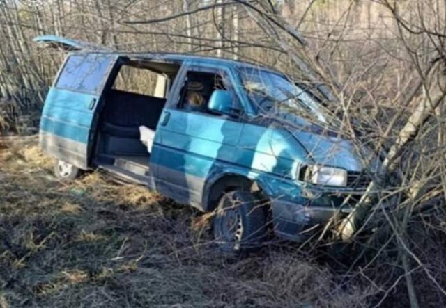 Звільняли односельчанина: двоє волинян уникли покарання, які протаранили бус ТЦК і побили військових Звільняли-односельчанина:-двоє-волинян-уникли-покарання,-які-протаранили-бус-ТЦК-і-побили-військових