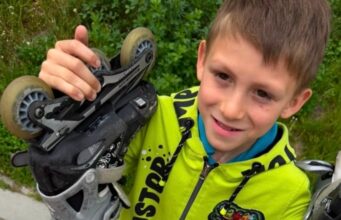 Волонтерська допомога переселенцям у Львові: історія Сашка та його бабусі Мрія-про-ролики-Сашка-з-Донеччини-об’єднала-тисячі-людей.-І-подарувала-йому-дім