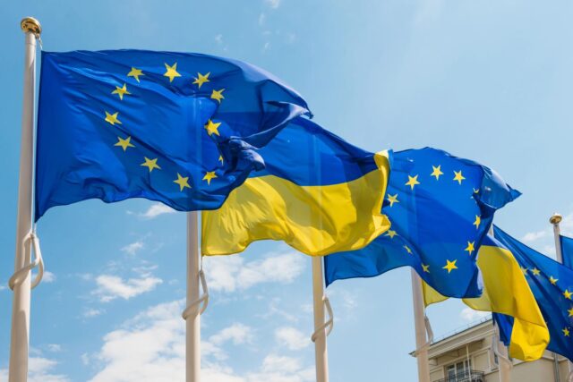 Як в Європі ставляться до членства України в ЄС: в Euronews наведи дані опитування Як-в-Європі-ставляться-до-членства-України-в-ЄС:-в-euronews-наведи-дані-опитування