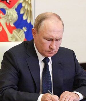Путін-дозволив-ще-більше-засуджених-вербувати-на-війну-в-Україні