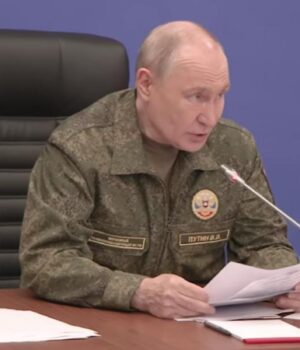 Путін-зменшив-кількість-злочинів,-які-забороняють-підписувати-контракт-з-Міноборони-Росії Путін-зменшив-кількість-злочинів,-які-забороняють-підписувати-контракт-з-Міноборони-Росії