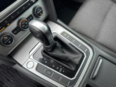 Ці 5 помилок можуть “знищити” автомобіль на автоматі: їх припускається більшість водіїв Ці-5-помилок-можуть-“знищити”-автомобіль-на-автоматі:-їх-припускається-більшість-водіїв