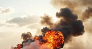 У Тульській області після атаки дронів – масштабна пожежа в логістичному центрі Wildberries У-Тульській-області-після-атаки-дронів-–-масштабна-пожежа-в-логістичному-центрі-wildberries