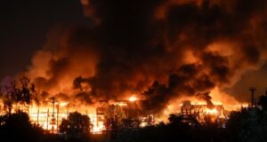 Російська атака на Київ та Київщину: 17 загиблих, десятки постраждалих Масований-обстріл-Києва-та-області:-17-загиблих,-незбита-балістика,-«атаковані-логістичні-центри»