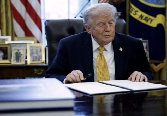 Трамп відкинув прохання Зеленського щодо ракет для Patriot, – FT Трамп-відкинув-прохання-Зеленського-щодо-ракет-для-patriot,-–-ft
